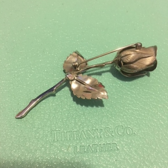 🔥 BUNDLE ONLY 🔥Silver Vintage Rose Brooch - Picture 2 of 2